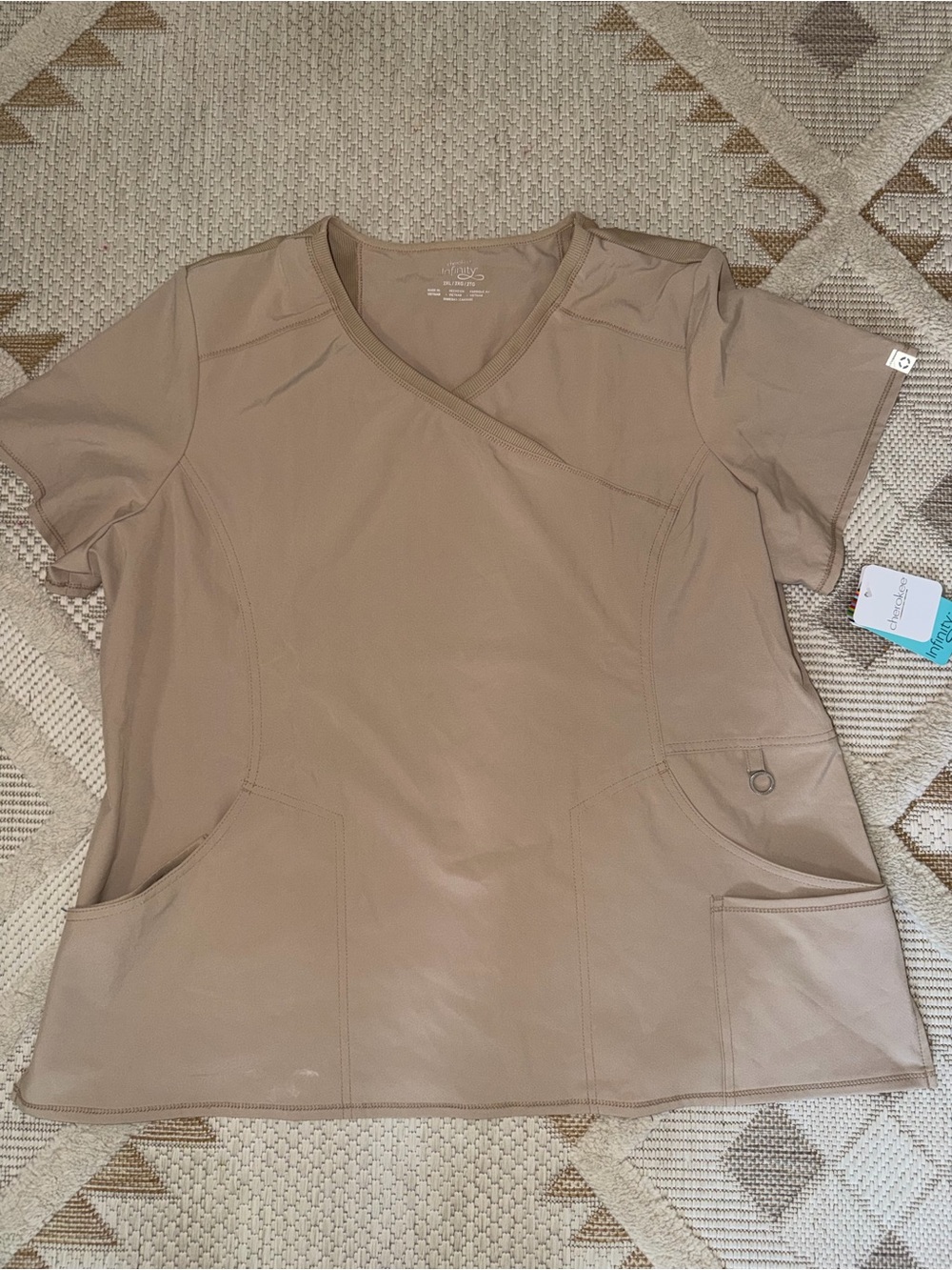 New Cherokee Infinity tan & brown scrub top in 2XL #medical #healthcare